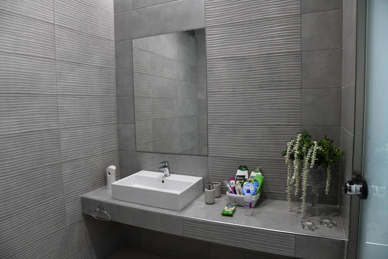 City Heart Luxury Studios Rhodes City Extérieur photo